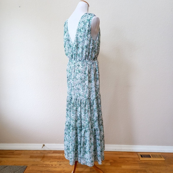 🤍 Banana Republic floral wrap botice tiered sleeveless maxi dress - Picture 7 of 11